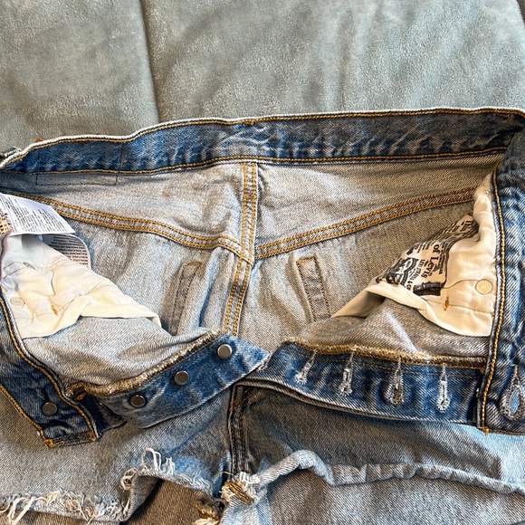 Levi’s 501 Jean short size 31 - Picture 3 of 3